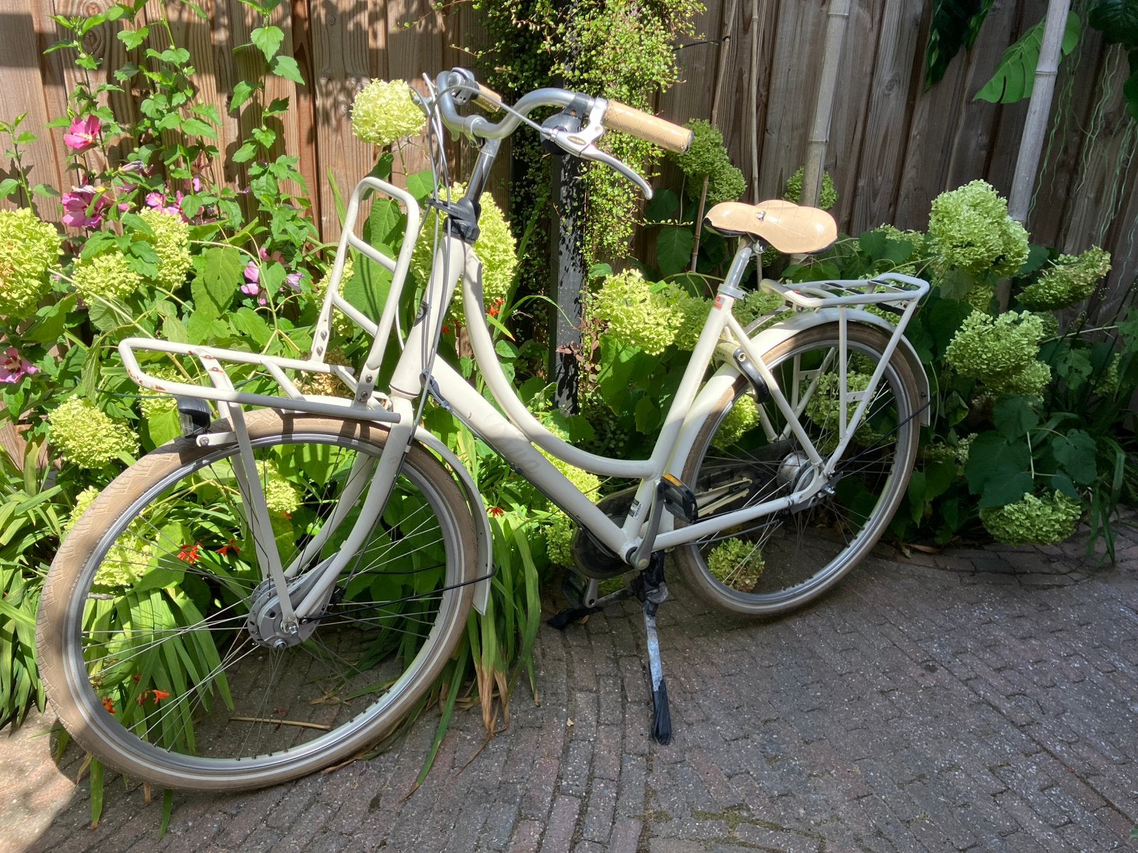 Cortina Diva frame maat 56 creme gebruikt., Fietsen en Brommers, Fietsen | Dames | Damesfietsen, Ophalen, Versnellingen, Batavus