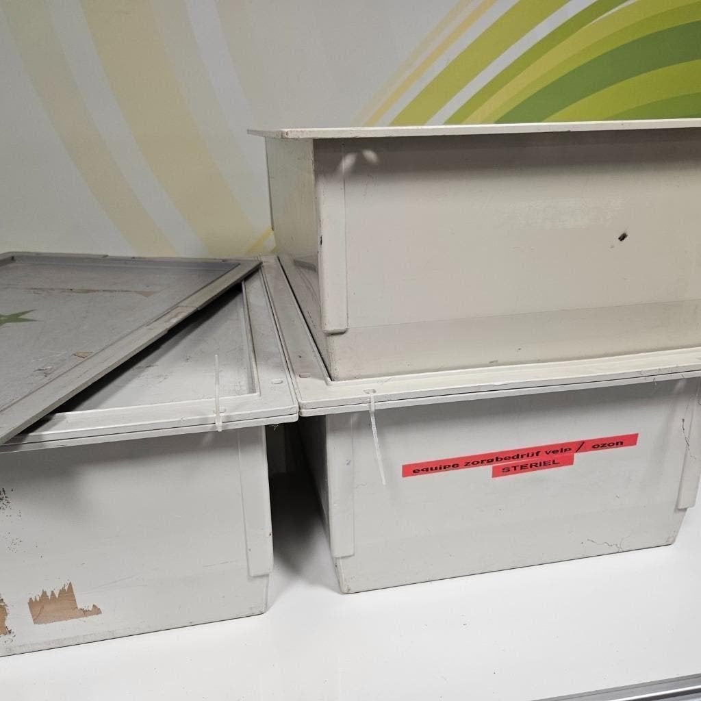 opbergbakken kratten 3x kunststof (voor in medimath kast), Ophalen, Minder dan 35 cm, Minder dan 40 cm, Doos