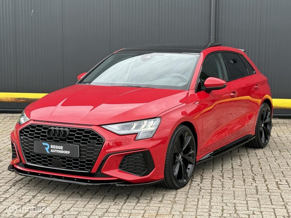 Audi A3 Sportback 35 TFSI S-Line MAXTON | S3 PAKKET |PANODAK, Auto's, Audi, 4 cilinders, 150 pk, 690 kg, 1500 kg