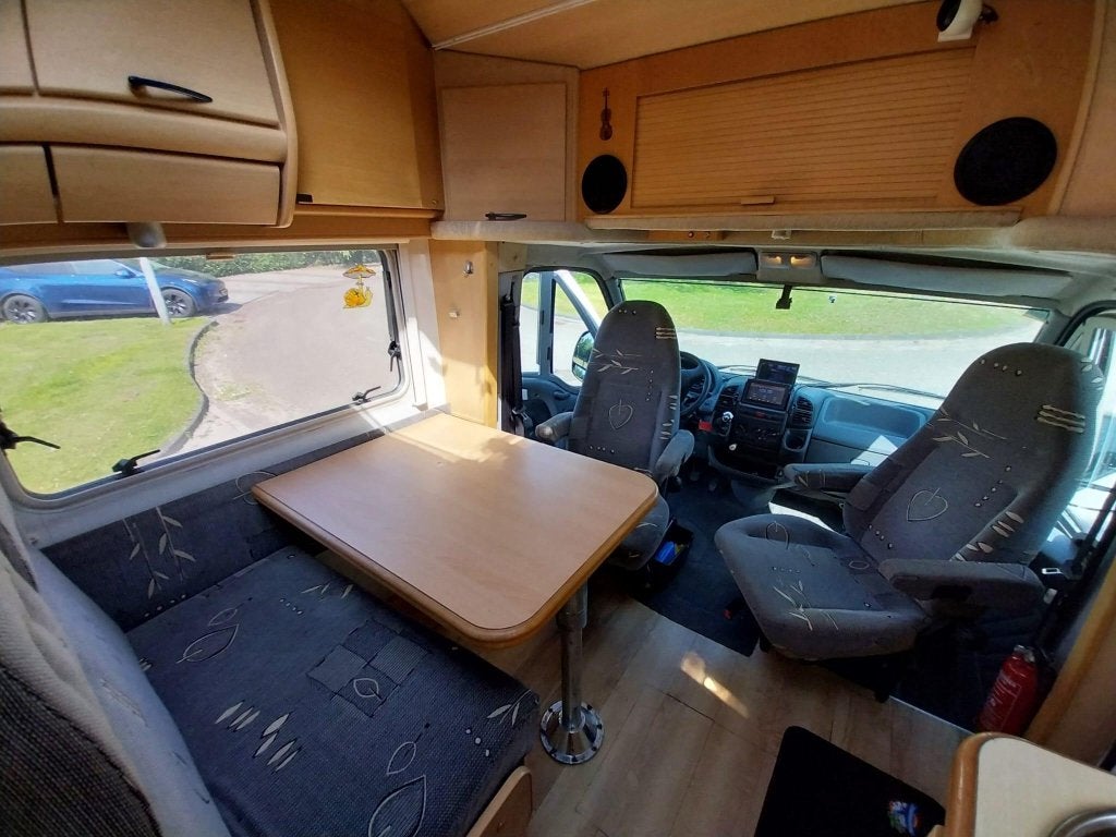 Caravans And Camping Tec