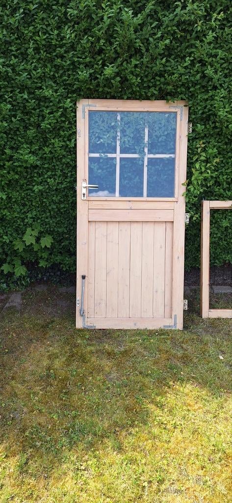 Tuinschuur deur met ruit met kozijn, Gebruikt, 80 tot 100 cm, Minder dan 200 cm, Ophalen of Verzenden