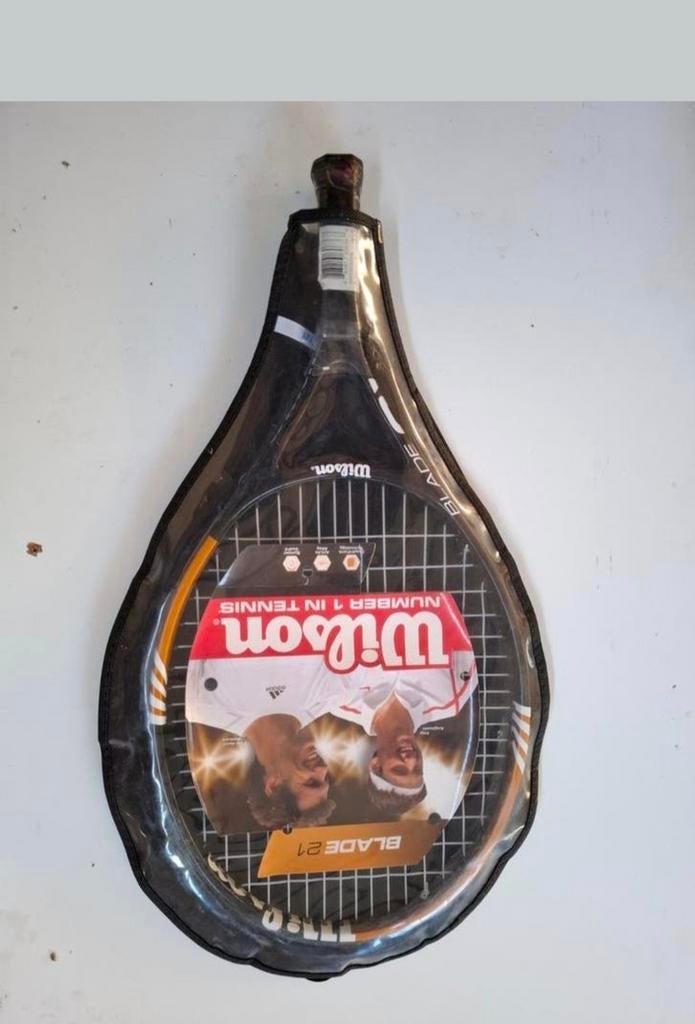 Nieuwe kinder rackets: Wilson en Dunlop, Sport en Fitness, Tennis, Ophalen of Verzenden, Nieuw, Racket
