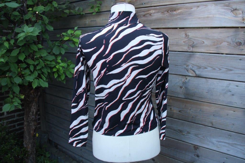 Top zwart/ creme / rood Marccain mt M Vaste prijs, Maat 38/40 (M), Zwart, Ophalen of Verzenden, Zo goed als nieuw