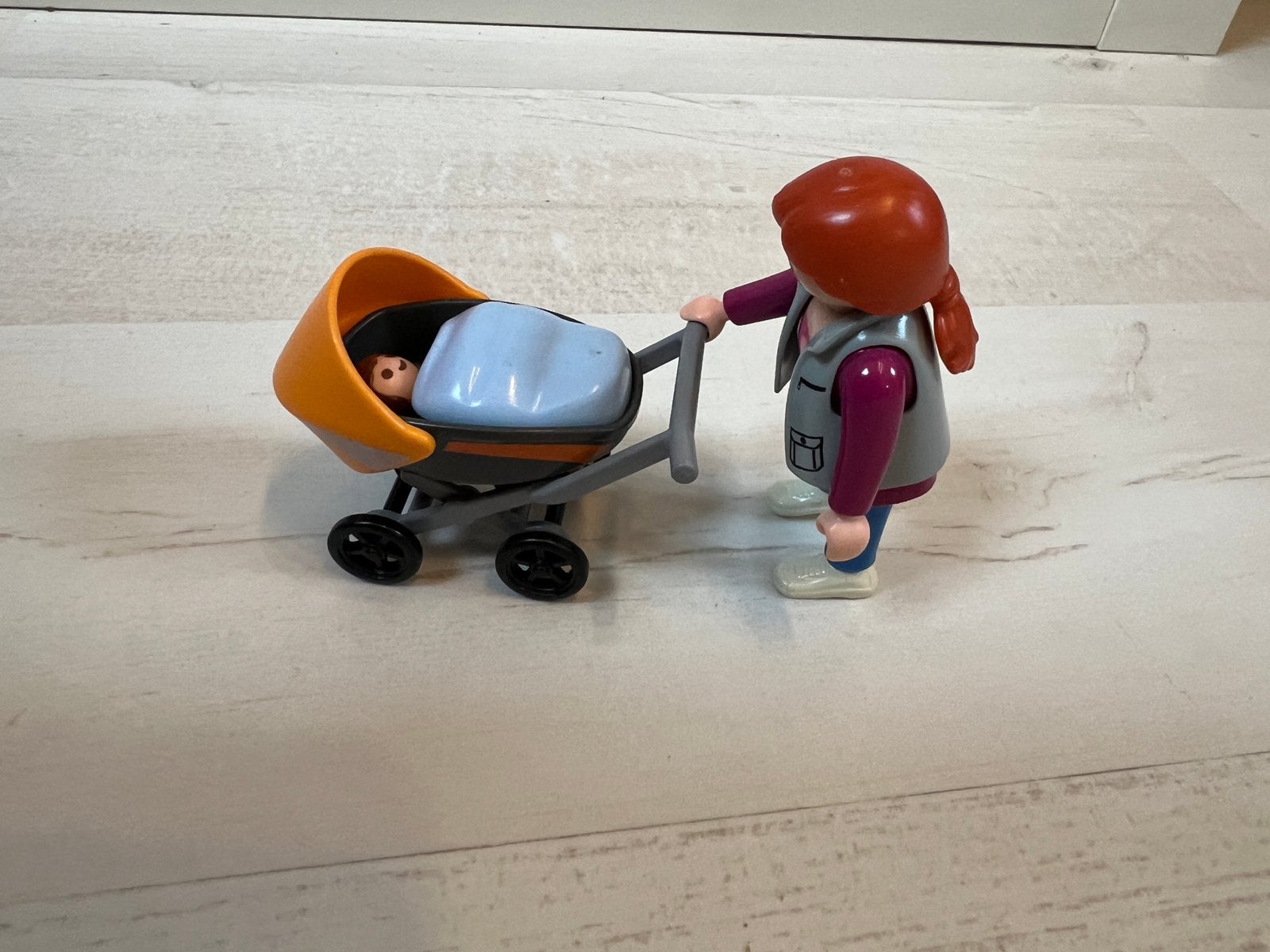 Playmobil 4756 mama met kinderwagen, Ophalen of Verzenden, Zo goed als nieuw