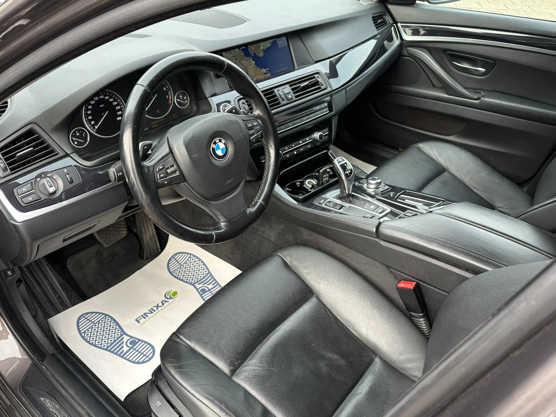 Foto 5 van BMW 5-serie Touring 520i High Executive