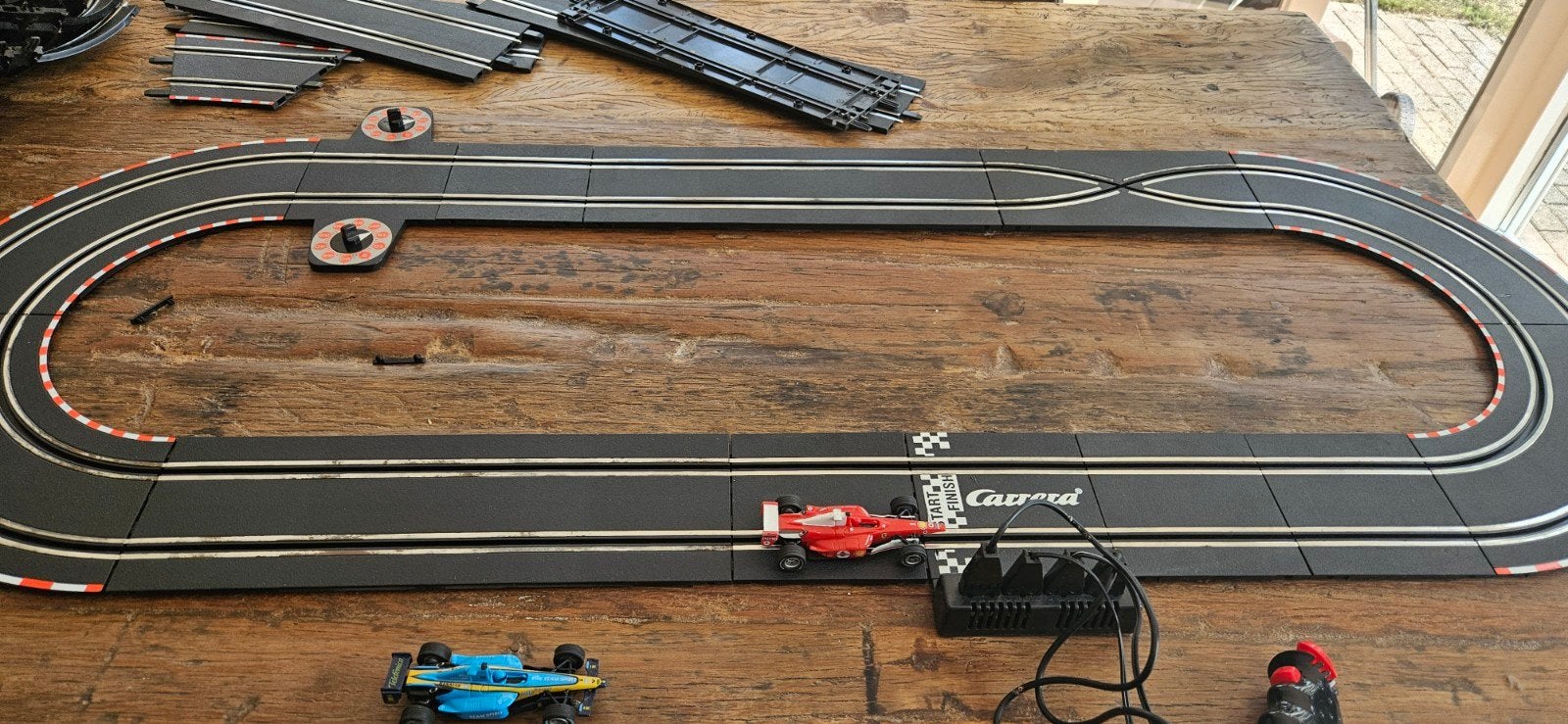 Carrera Racebaan met 1 werkende auto, Ophalen, Carrera, Elektrisch, Racebaan