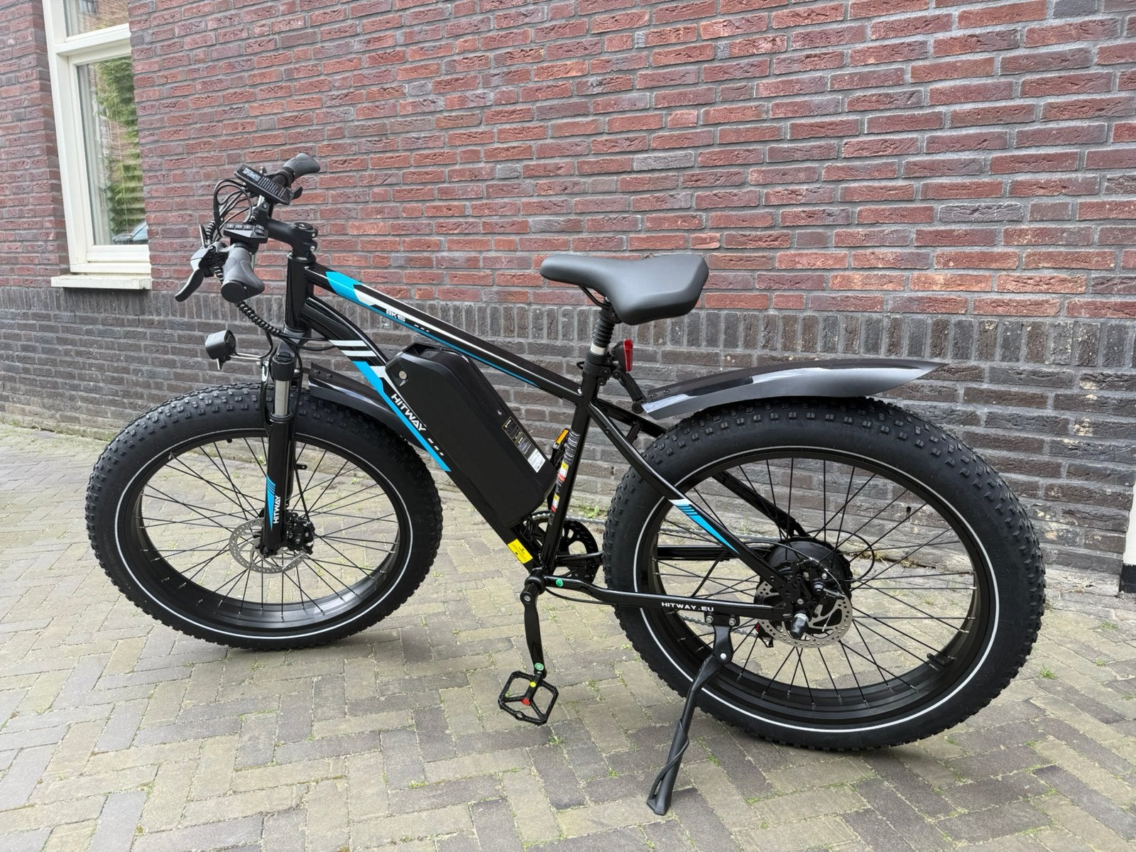 NIEUW: Elektrische mountainbike Hitway 26 inch, Nieuw, Minder dan 47 cm, 50 km per accu of meer, Ophalen
