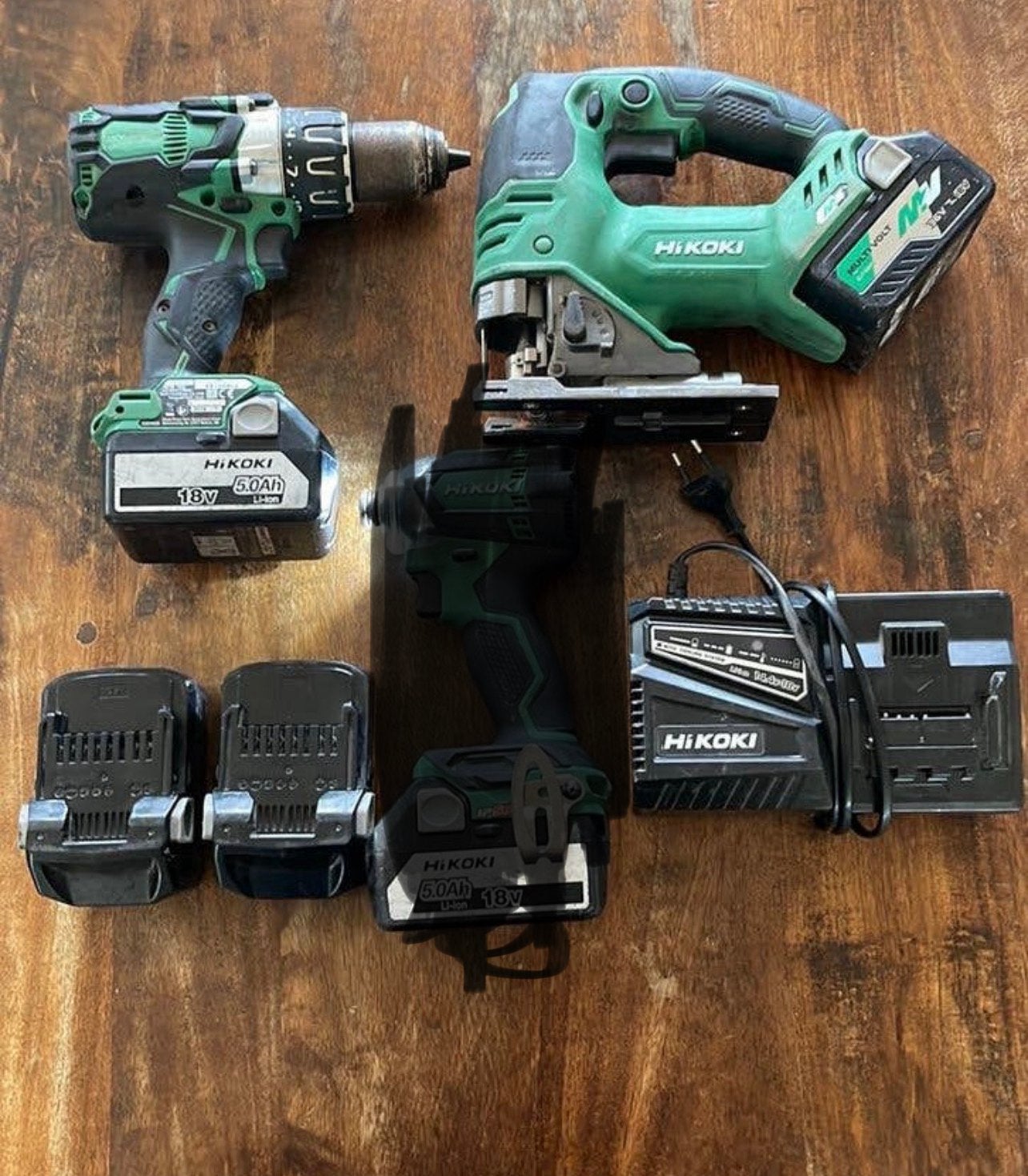 Hikoki set met veel accu’s, Ophalen, Zo goed als nieuw, Boormachine