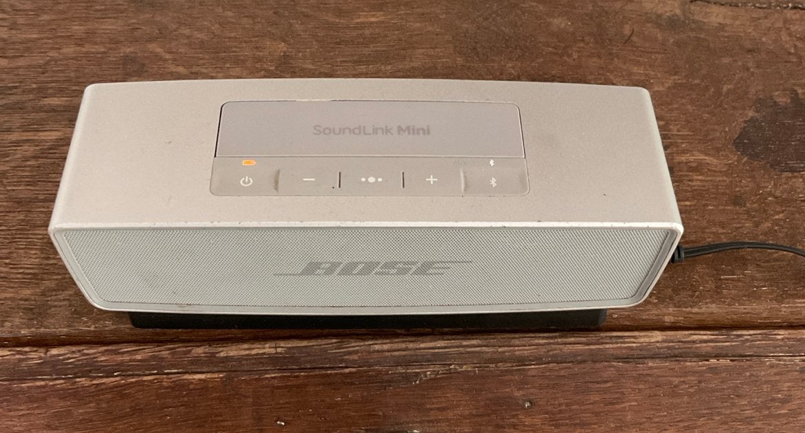 Bose SoundLink Mini Bluetooth Speaker (Zilver), Ophalen of Verzenden, Zo goed als nieuw, Draagbare speaker, Bose