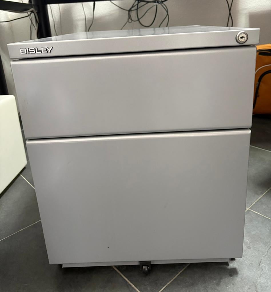 Bisley hangmappenkast met extra lade, Ophalen, Minder dan 50 cm, Zo goed als nieuw, Met slot