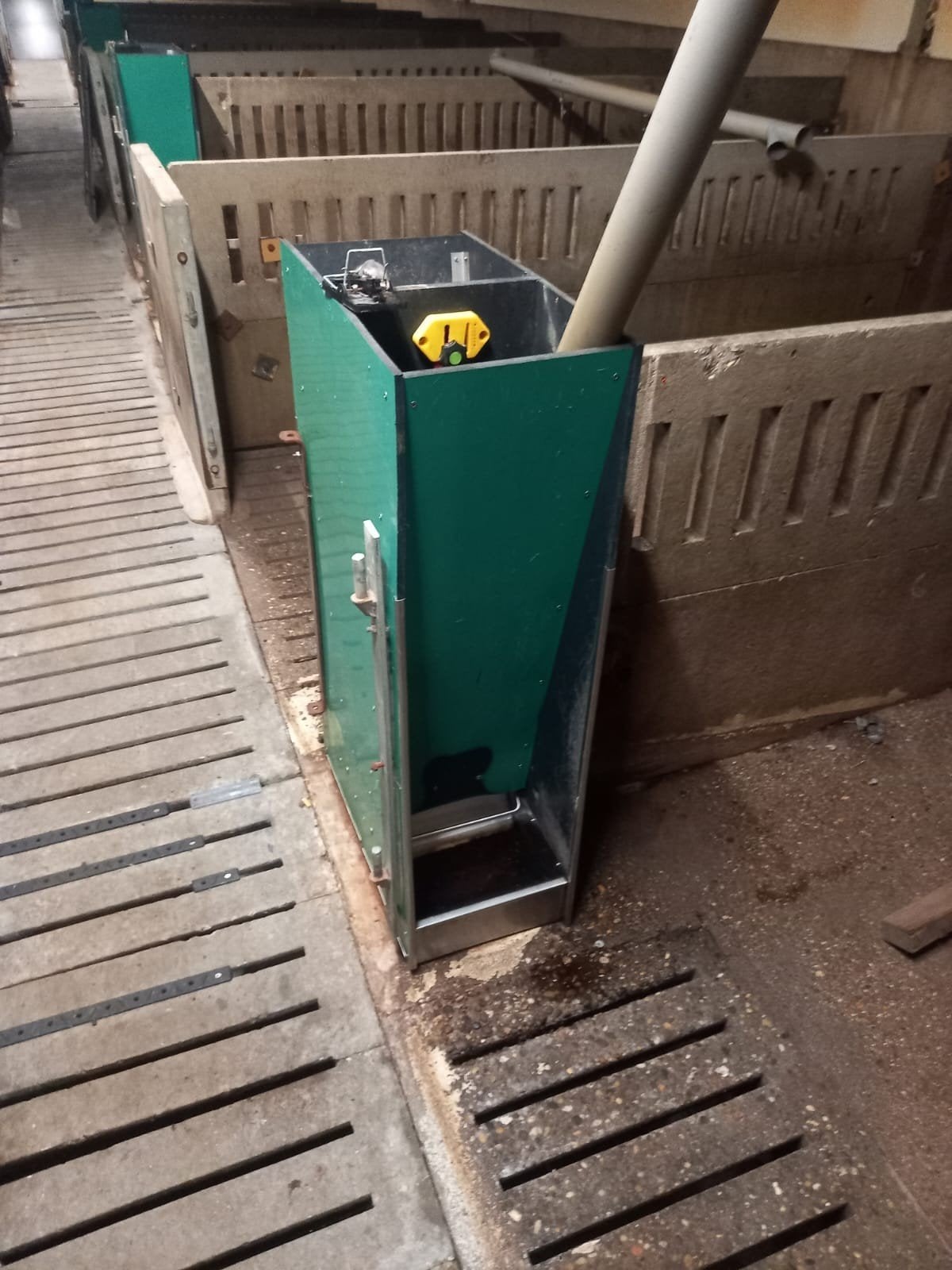 Verba droogvoerbak, Doe-het-zelf en Verbouw, Transportwagens, 100 liter of meer, Ophalen of Verzenden, Transportkar