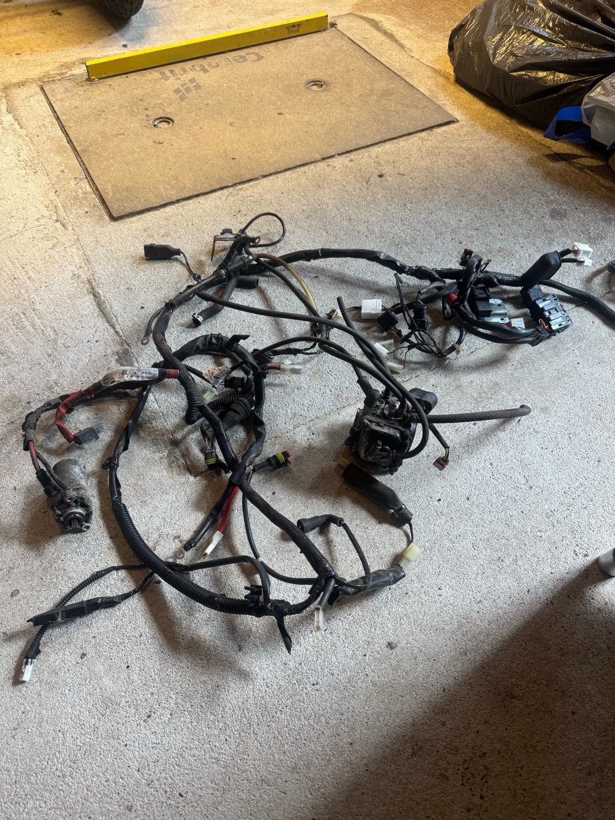 Kabelboom met carburateur en startmotor - Vespa 4t 4v, Fietsen en Brommers, Ophalen, Gebruikt, Vespa