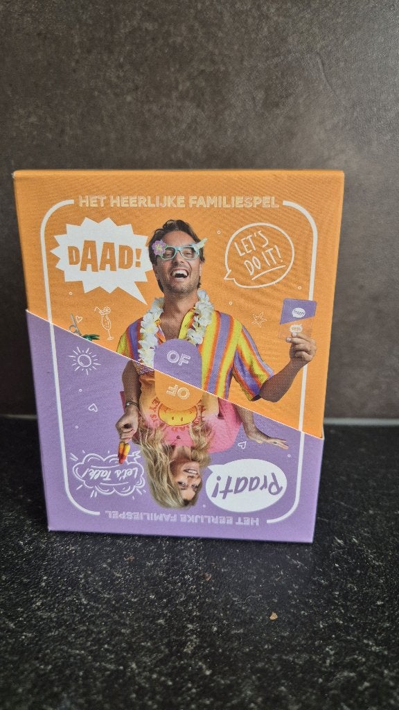 Het Eerlijke Familiespel, Praat of Daad.Zomereditie. 6B15, Tweedehands verkoop, Tweedehands verkoop, Gebruikt, Ophalen of Verzenden