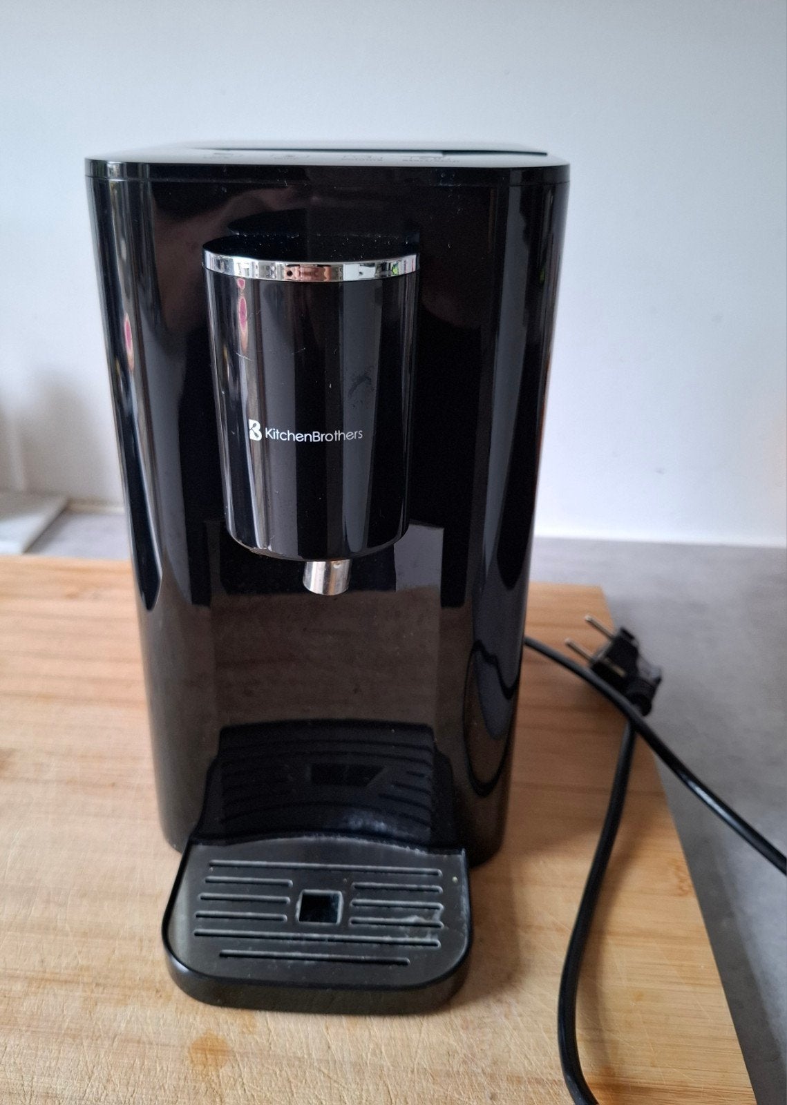 KitchenBrothers Heetwater Dispenser waterkoker, 1 tot 2 liter, Ophalen of Verzenden, Gebruikt