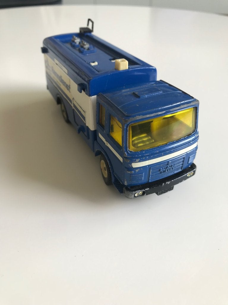Siku MAN Diesel 8.156 F “ Renndienst Aral” tank wagen, Ophalen of Verzenden, Gebruikt, Bus of Vrachtwagen, SIKU