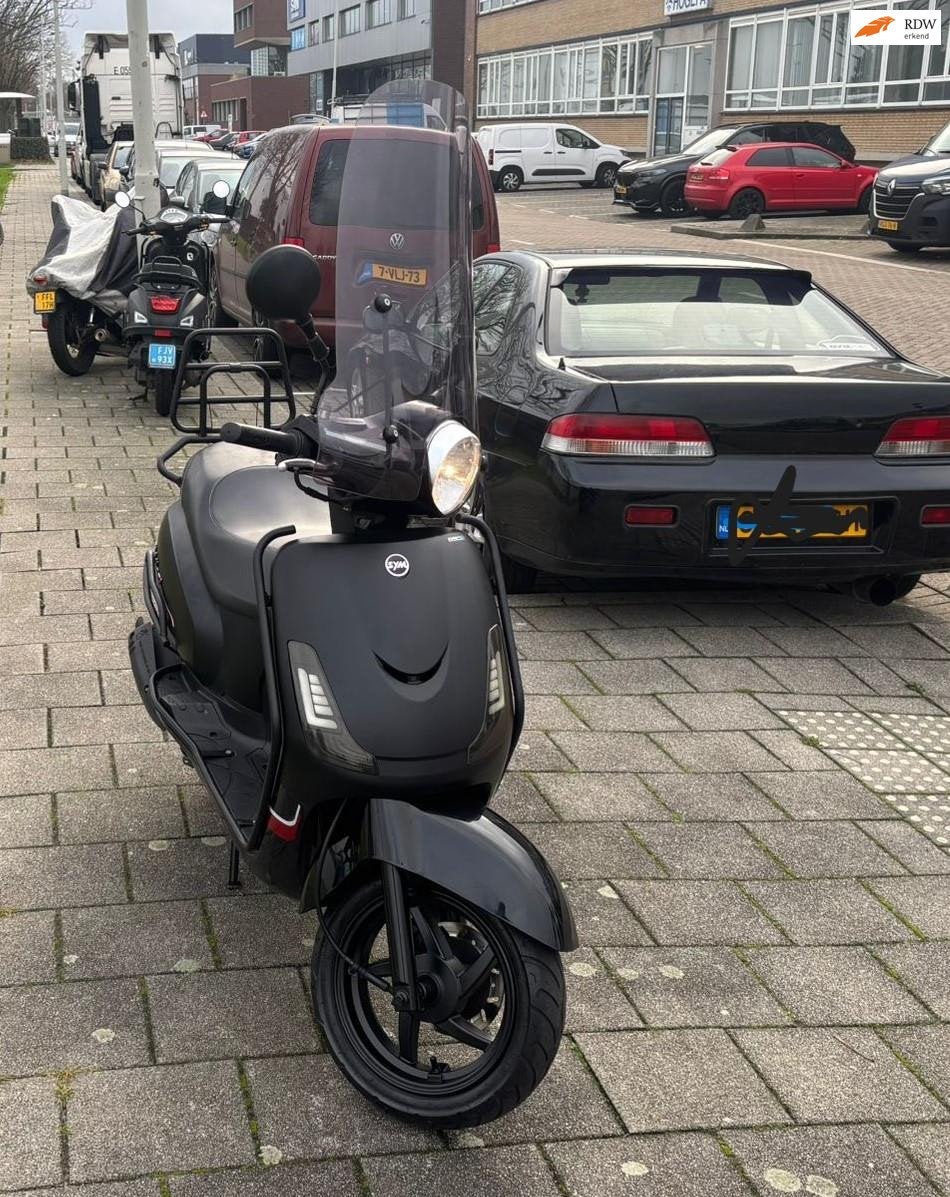 SYM Bromscooter Fiddle II, Gebruikt, SYM, Thurledeweg 81
3044ER  Rotterdam, NL, 49 cc
