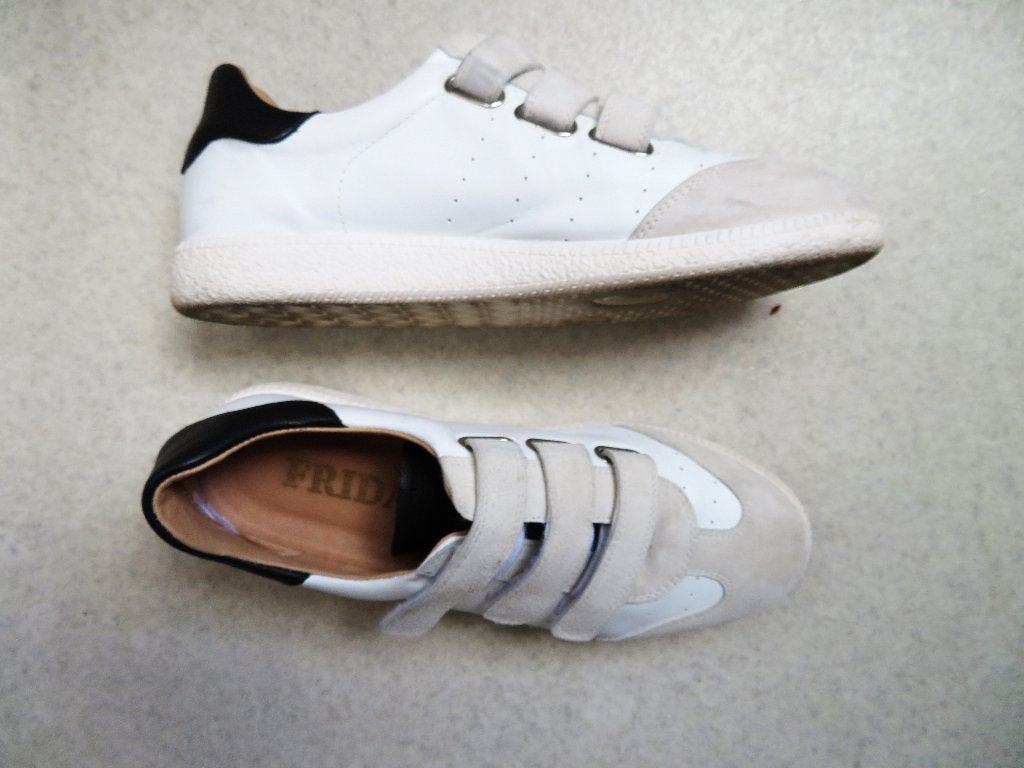 FRIDA schoenen sneakers wit leer maat 39, Kleding | Dames, Frida, Wit, Ophalen of Verzenden, Sneakers of Gympen