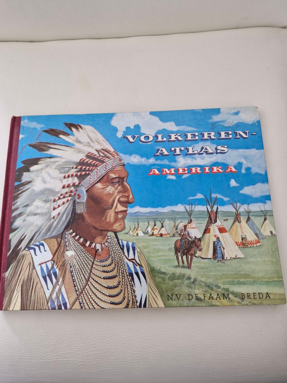 Volkeren Atlas Amerika - N.V. De Faam Breda Compleet, Ophalen of Verzenden, Gelezen