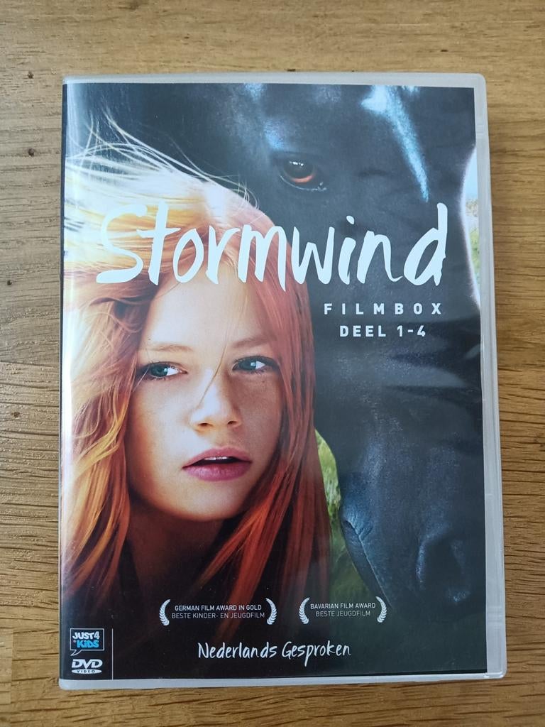 Stormwind film box deel 1 2 3 4 paarden, Alle leeftijden, Ophalen of Verzenden, Zo goed als nieuw