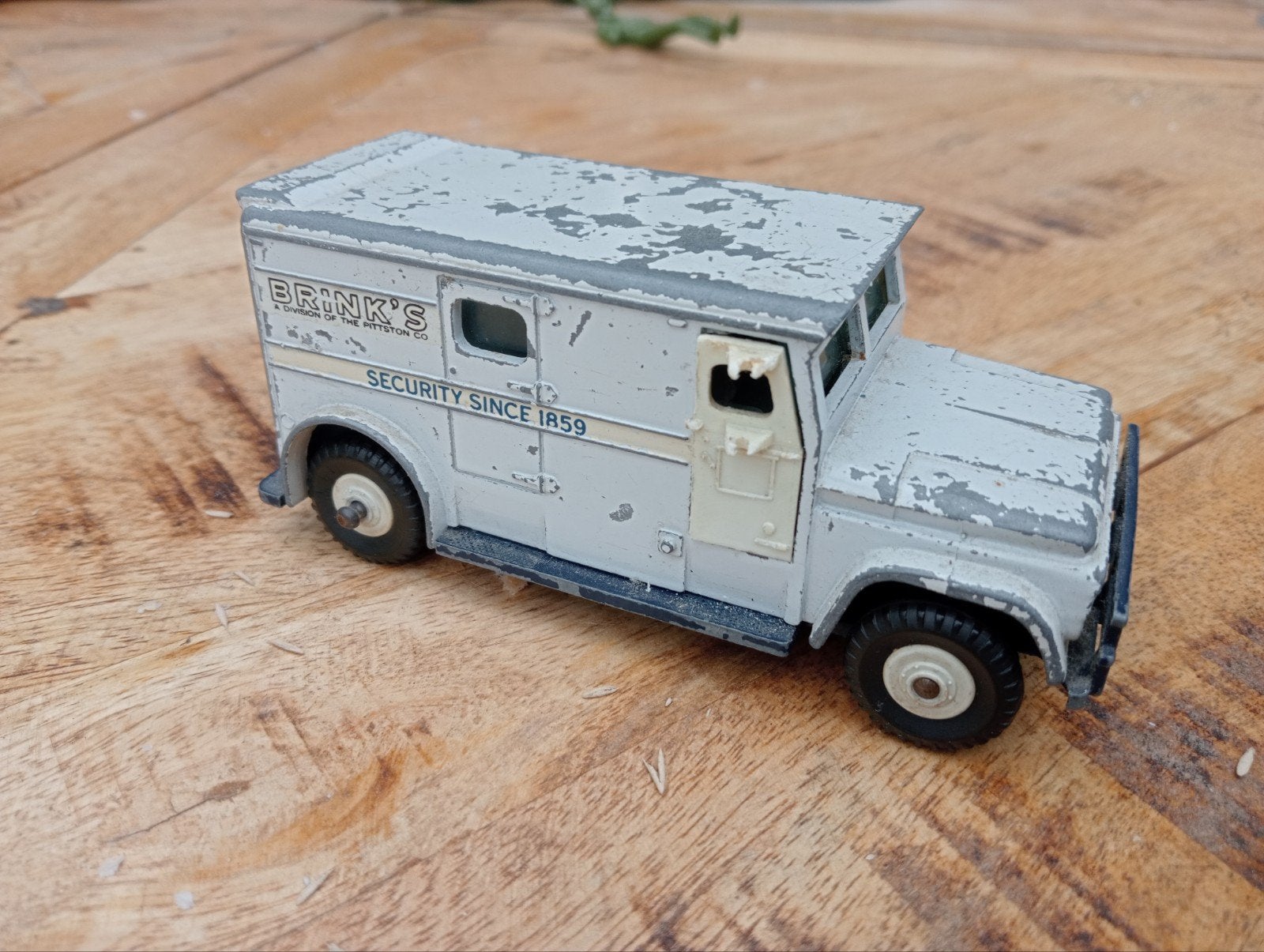 dinky toys 275 Brinks Armoured car, Ophalen of Verzenden, Gebruikt, Auto, Dinky Toys