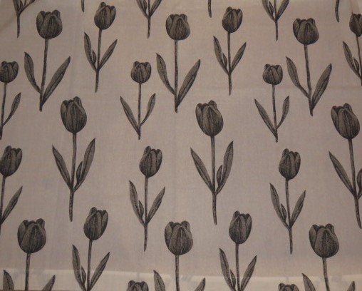 Vintage lap stof wit met grijs-zwarte tulpen Zweeds design, Wit, Ophalen of Verzenden, Zo goed als nieuw, 30 tot 120 cm