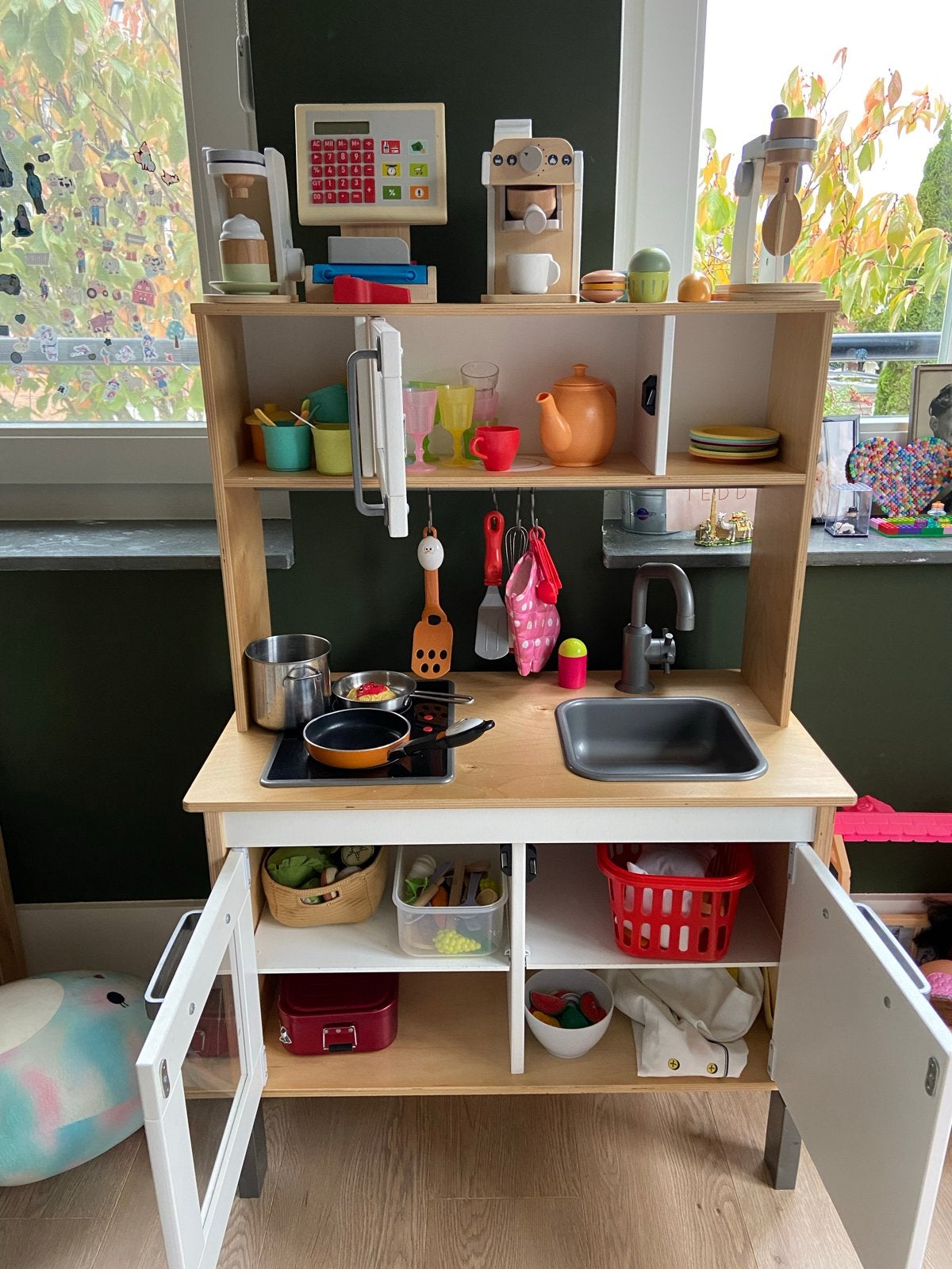 Complete Speelkeuken met Kassa en Koffiezetapparaten, Ophalen, Zo goed als nieuw, Knutselen