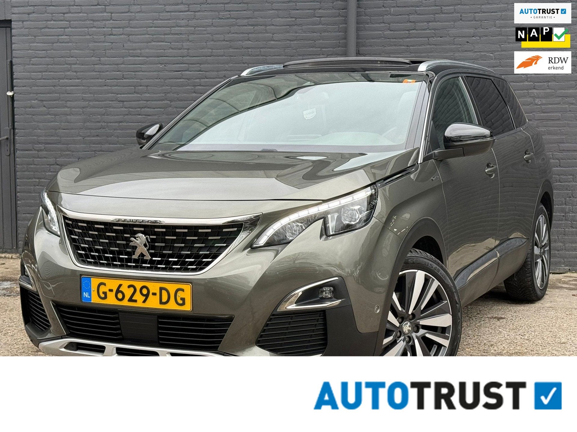 Peugeot 5008 1.2 PureTech Blue Lease GT-Line PANO|NAVI|CAMER, Auto's, Voorwielaandrijving, Gebruikt, 1199 cc, 1270 kg