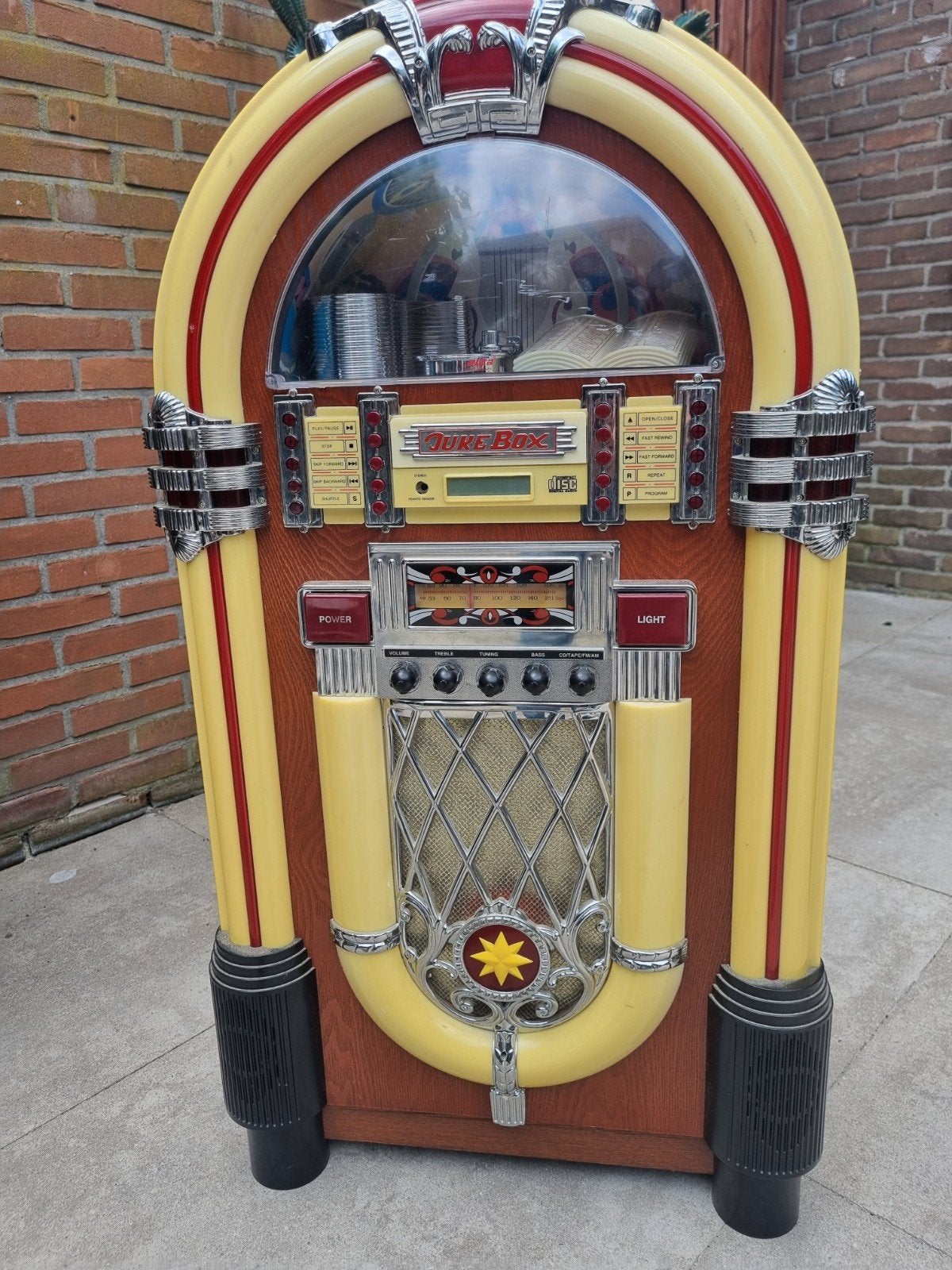 Retro Jukebox met CD/Tape/FM/AM en verlichting, Ophalen, Zo goed als nieuw, 1970 tot heden, Overige merken