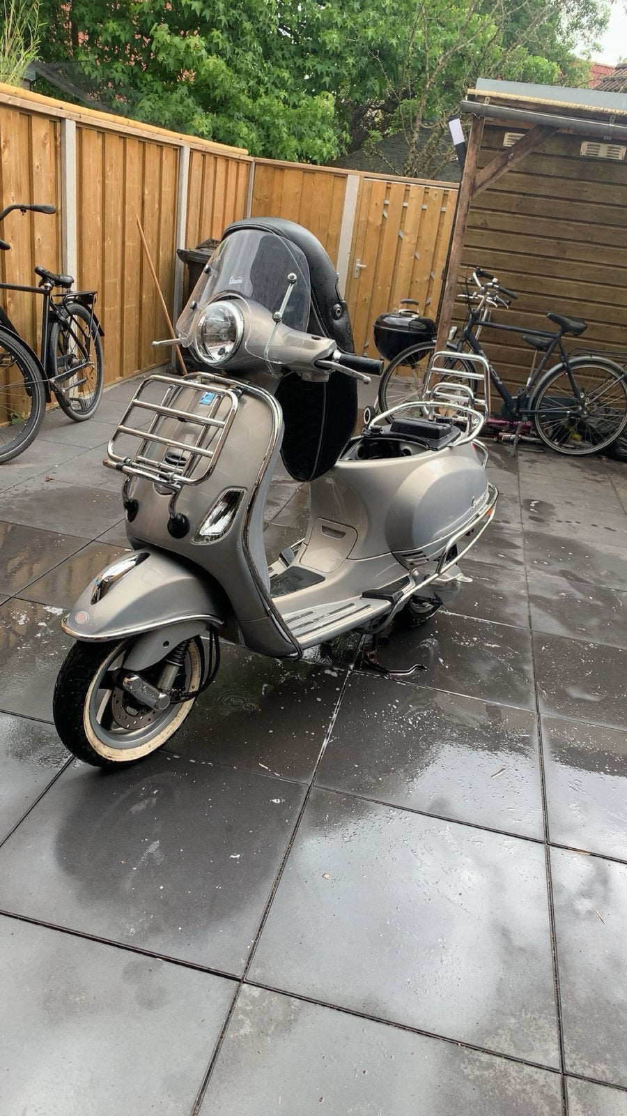 Vespa lx touring 2 takt lees beschrijving!, Fietsen en Brommers, Scooters | Vespa, Ophalen, Zo goed als nieuw, Benzine, Vespa LX
