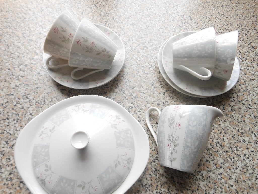 Bavaria porseleinen theeservies met rozenmotief, Antiek en Kunst, Antiek | Servies compleet, Ophalen
