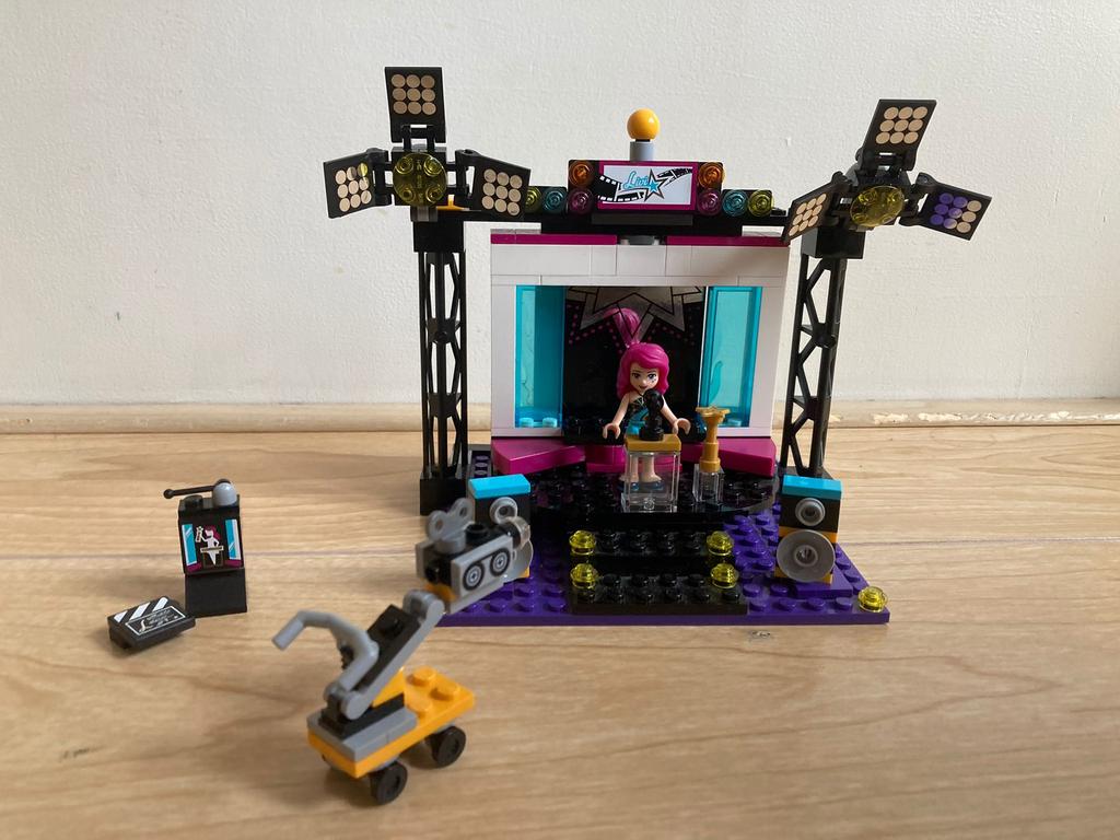 Lego friends 41117 poster tv studio, Ophalen of Verzenden, Zo goed als nieuw