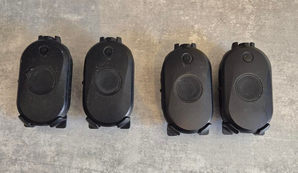 Motorola CLP446e Portofoon met broekklem (4 stuks), Telecommunicatie, Portofoons en Walkie-talkies, Gebruikt, Ophalen of Verzenden