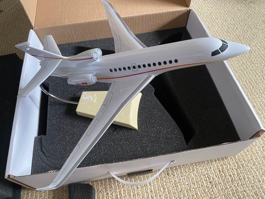 Schaalmodel 1:72 Dassault Falcon 8X, Ophalen of Verzenden, Zo goed als nieuw, Schaalmodel