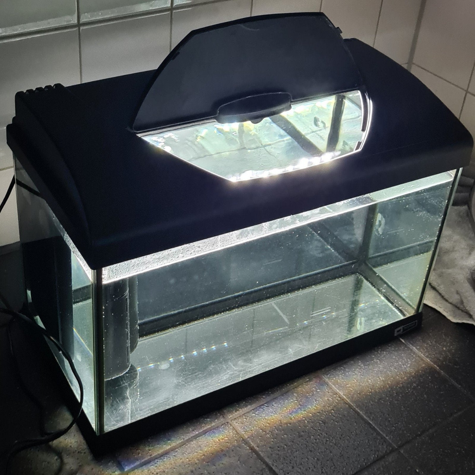 Ferplast Capri 50 aquarium - 38 liter, Dieren en Toebehoren, Ophalen, Inclusief deksel, Gebruikt, Leeg aquarium