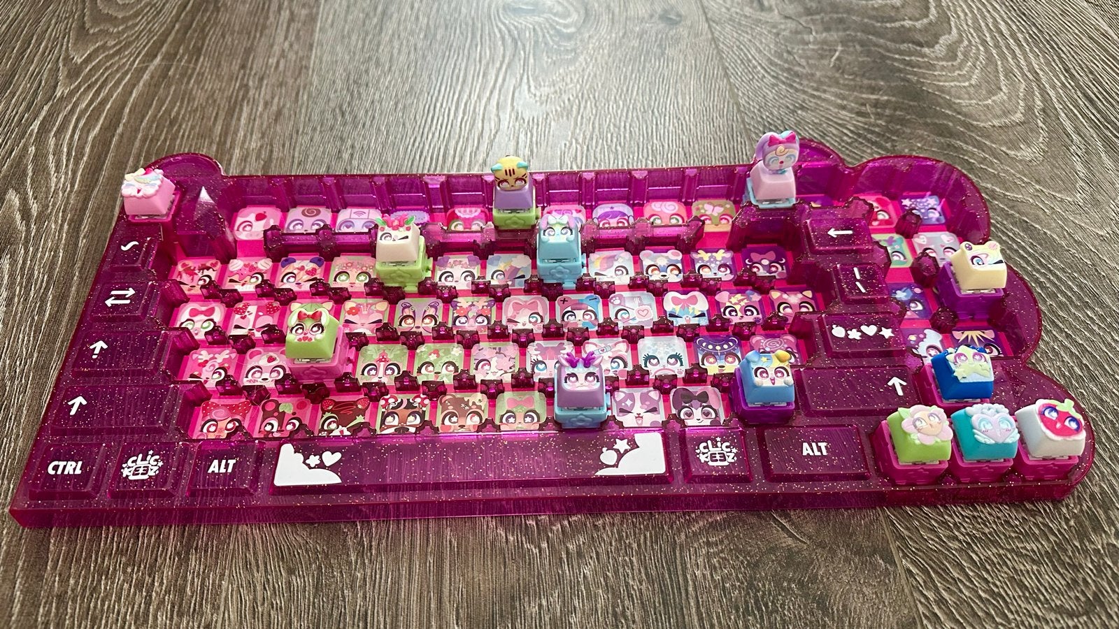 Clickeez Toetsenbord met unique, zeldzaam stuckjes, Computers en Software, Toetsenborden, Ophalen, Qwerty, Zo goed als nieuw, Bedraad