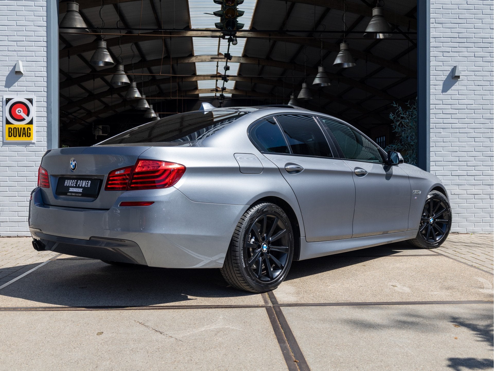 BMW 5 Serie 520i High Executive M Sport *NAP | Schuif/Kantel, Automaat, Achterwielaandrijving, Gebruikt, 4 cilinders