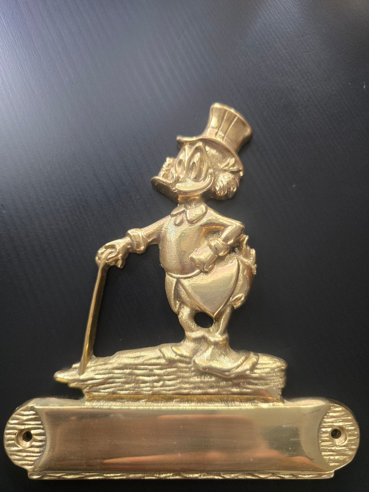 Uniek Messing Naambord / Deurbord Dagobert Duck – Vintage Ko, Ophalen of Verzenden, Overige figuren, Nieuw, Beeldje of Figuurtje