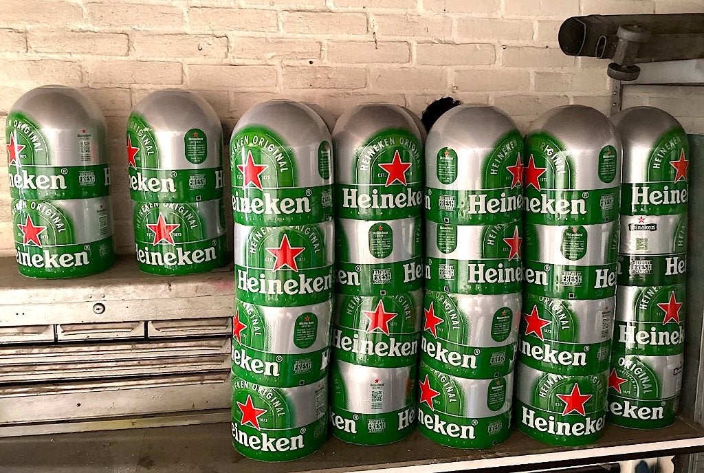 Te koop mancave 40 lampenkappen van Heineken  ., Ophalen, Zo goed als nieuw, Overige typen, Heineken