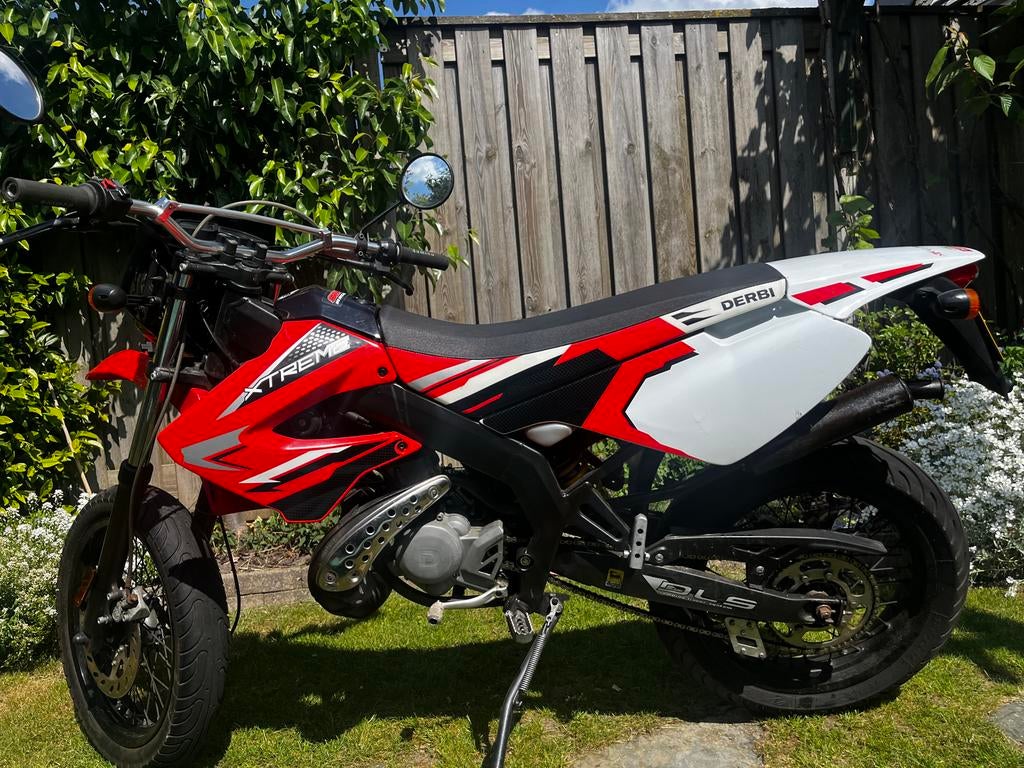 Derbi Senda SM, Fietsen en Brommers, Brommers | Schadebrommers, Ophalen, Maximaal 45 km/u, 50 cc, Derbi