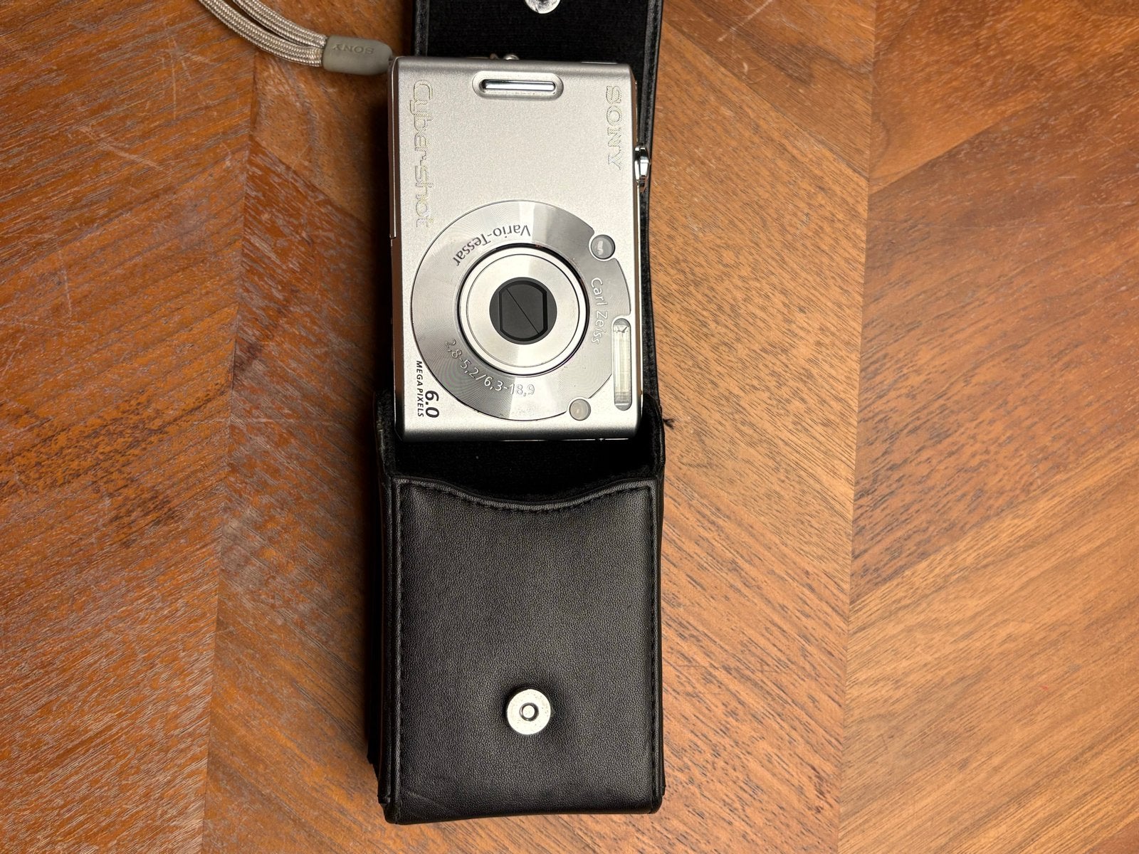 Sony Cyber-shot DSC-W30 Compactcamera (Zoom defect), Ophalen of Verzenden, Compactcamera, Accu, Minder dan 4 keer