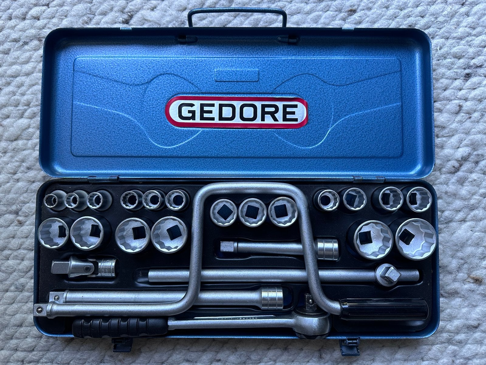 Gedore doppenset in metalen koffer D 19 TMU, Nieuwstaat!, Ophalen, Zo goed als nieuw, Gereedschapsset, Gedore