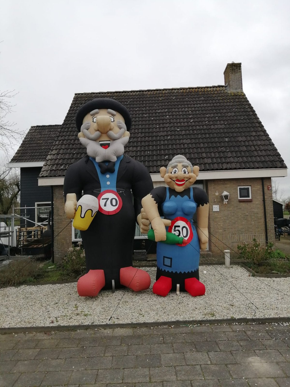 Te huur: Abraham en/of Sarah pop, Ophalen, Zo goed als nieuw, Abraham of Sarah