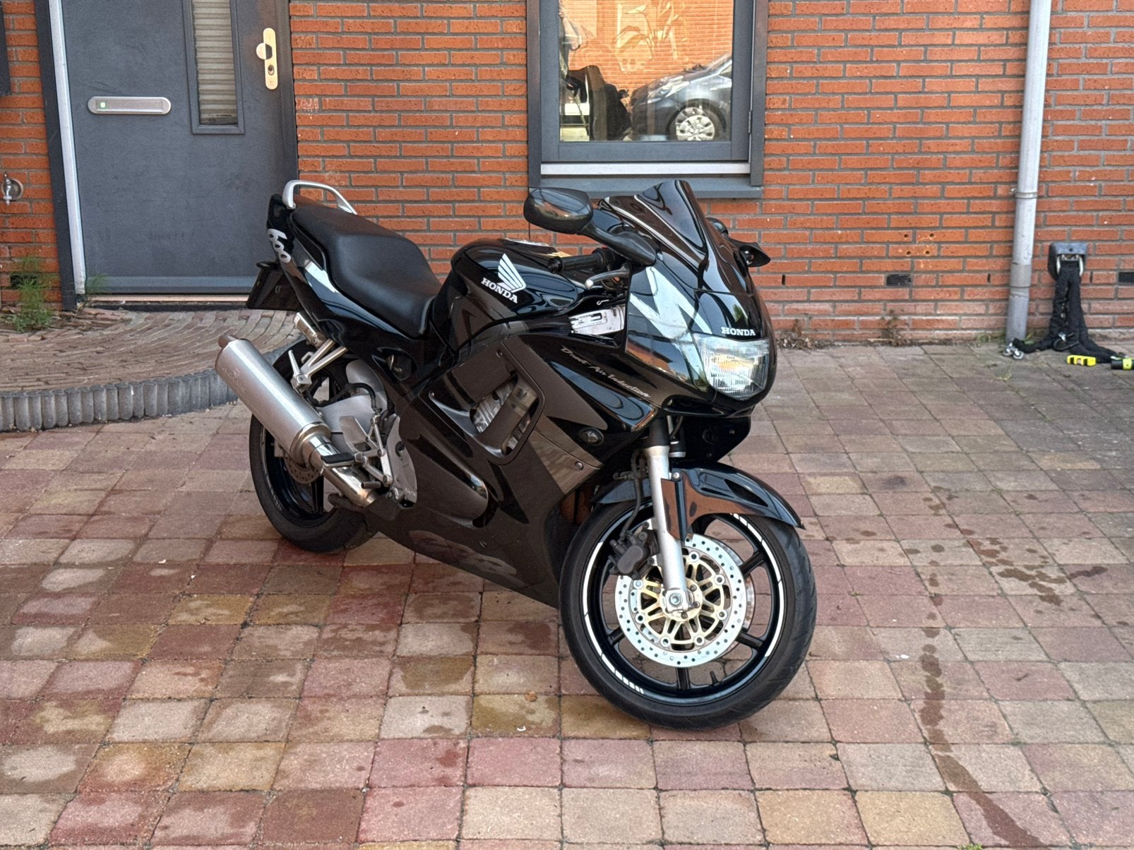 Honda CBR600 F3 (PC31)
