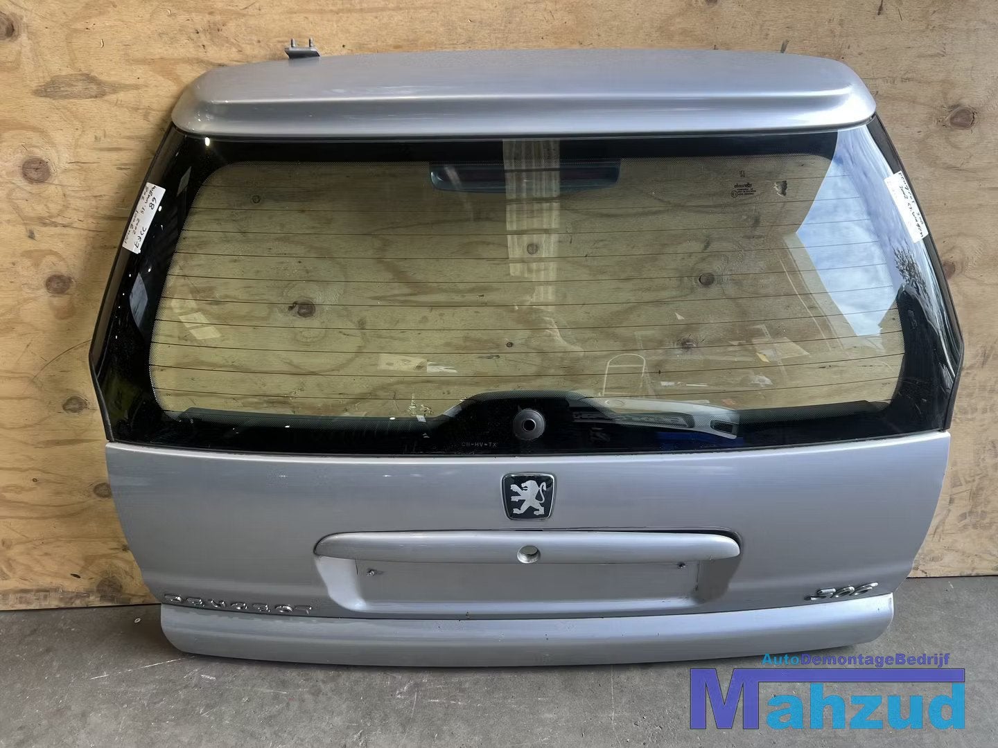 PEUGEOT 306 station ZILVER EYCC achterklep 1993-2000, Auto-onderdelen, Taurusavenue 1
2132 LS  Hoofddorp, NL, Gebruikt, Contact.group@renault.com