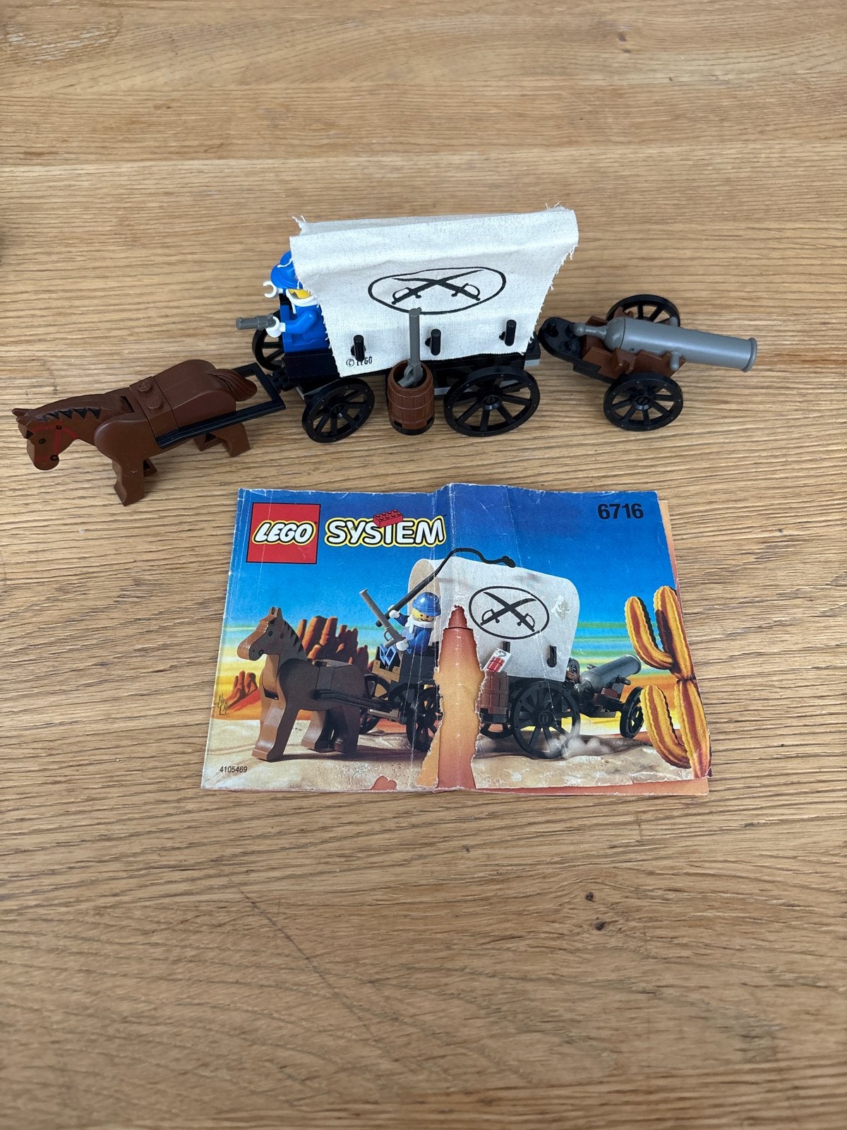 LEGO System 6716 Western Koets met Kanon en Paard (2), Ophalen of Verzenden, Gebruikt, Overige merken