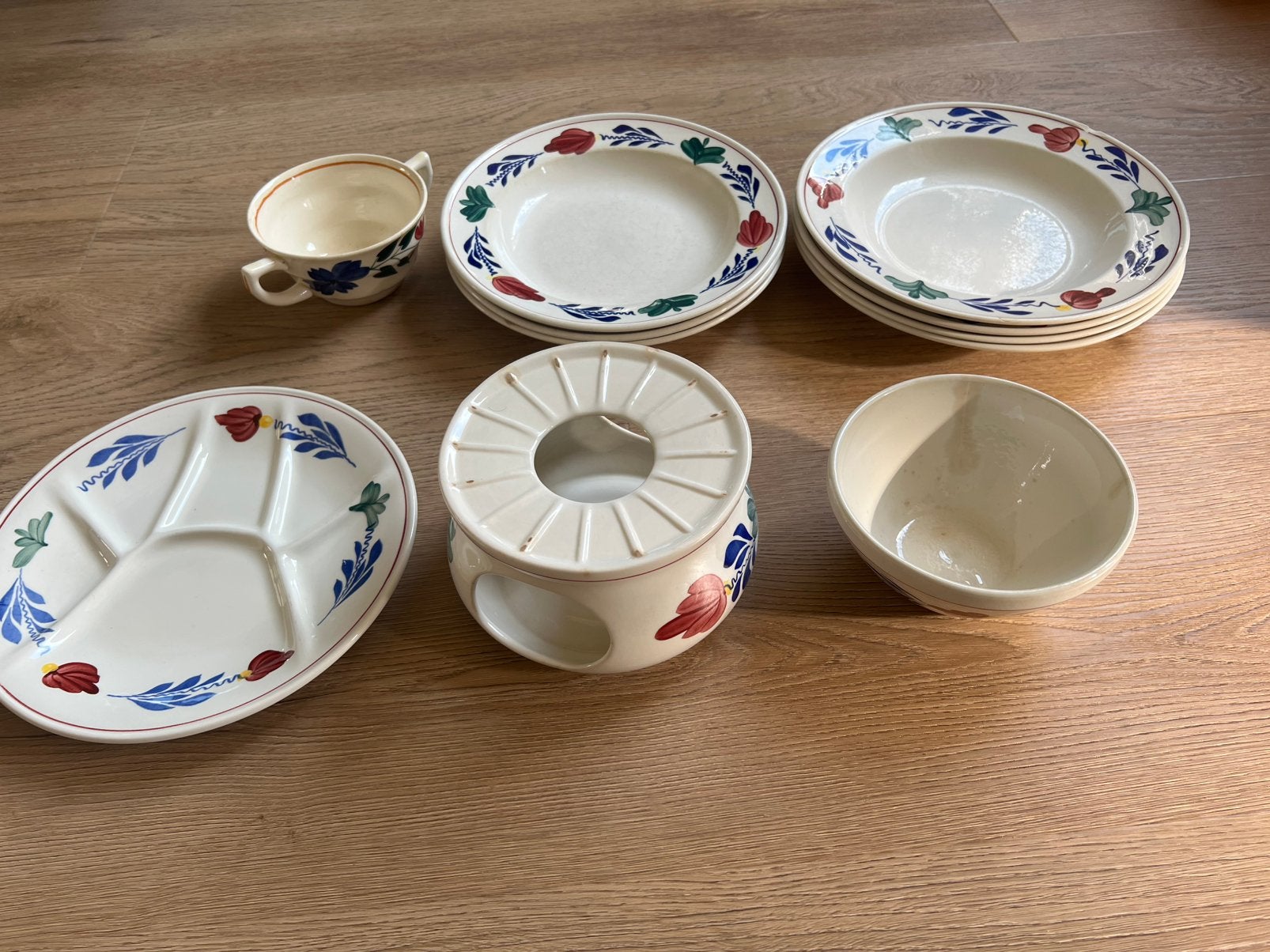 Divers boerenbont servies, Huis en Inrichting, Keuken | Servies, Gebruikt, Ophalen of Verzenden, Aardewerk, Landelijk/Boerenbont