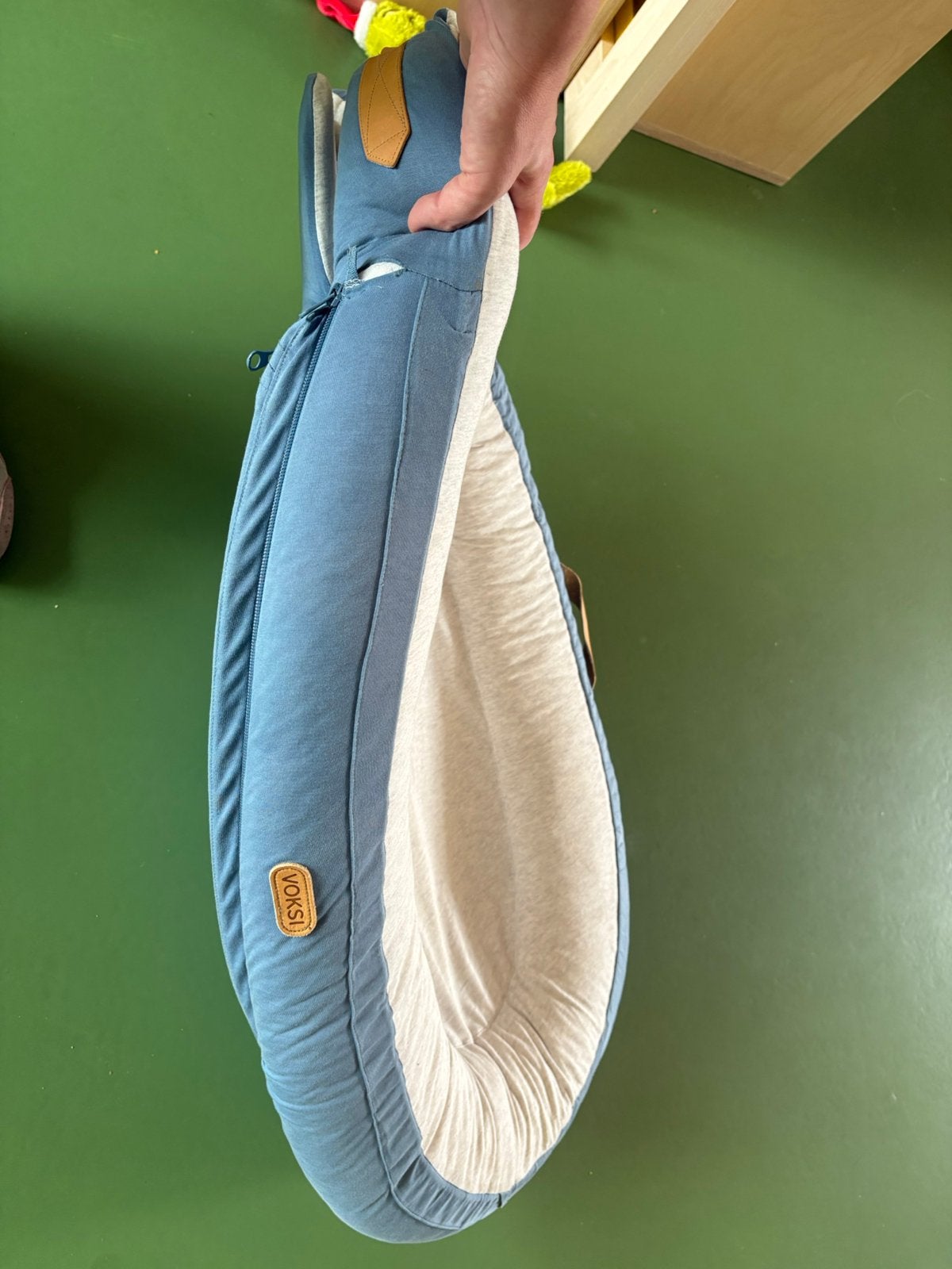 Babynestje, Ophalen