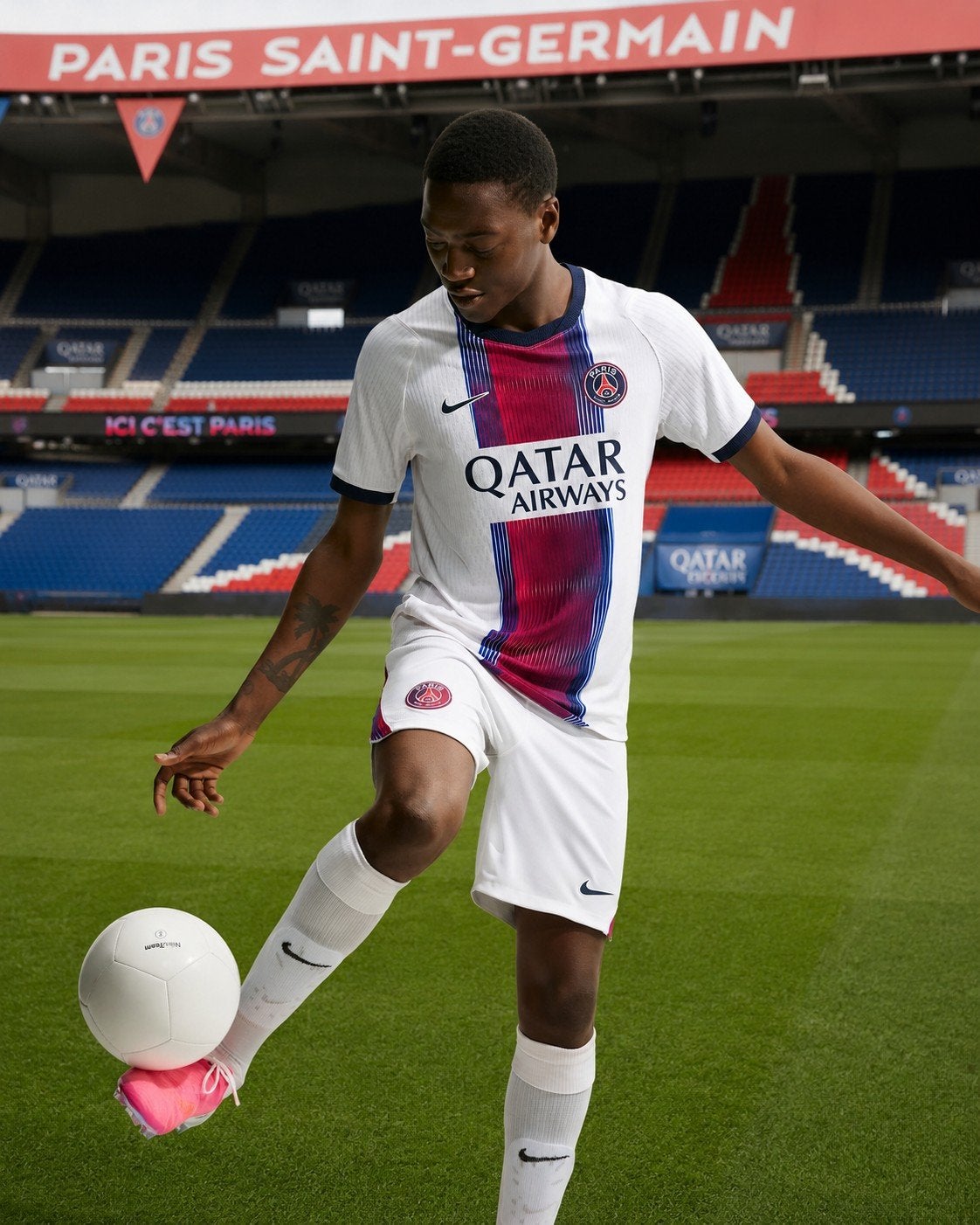 PSG Tenues + trainingspakken 26'27, Maat XS of kleiner, Ophalen, Nieuw