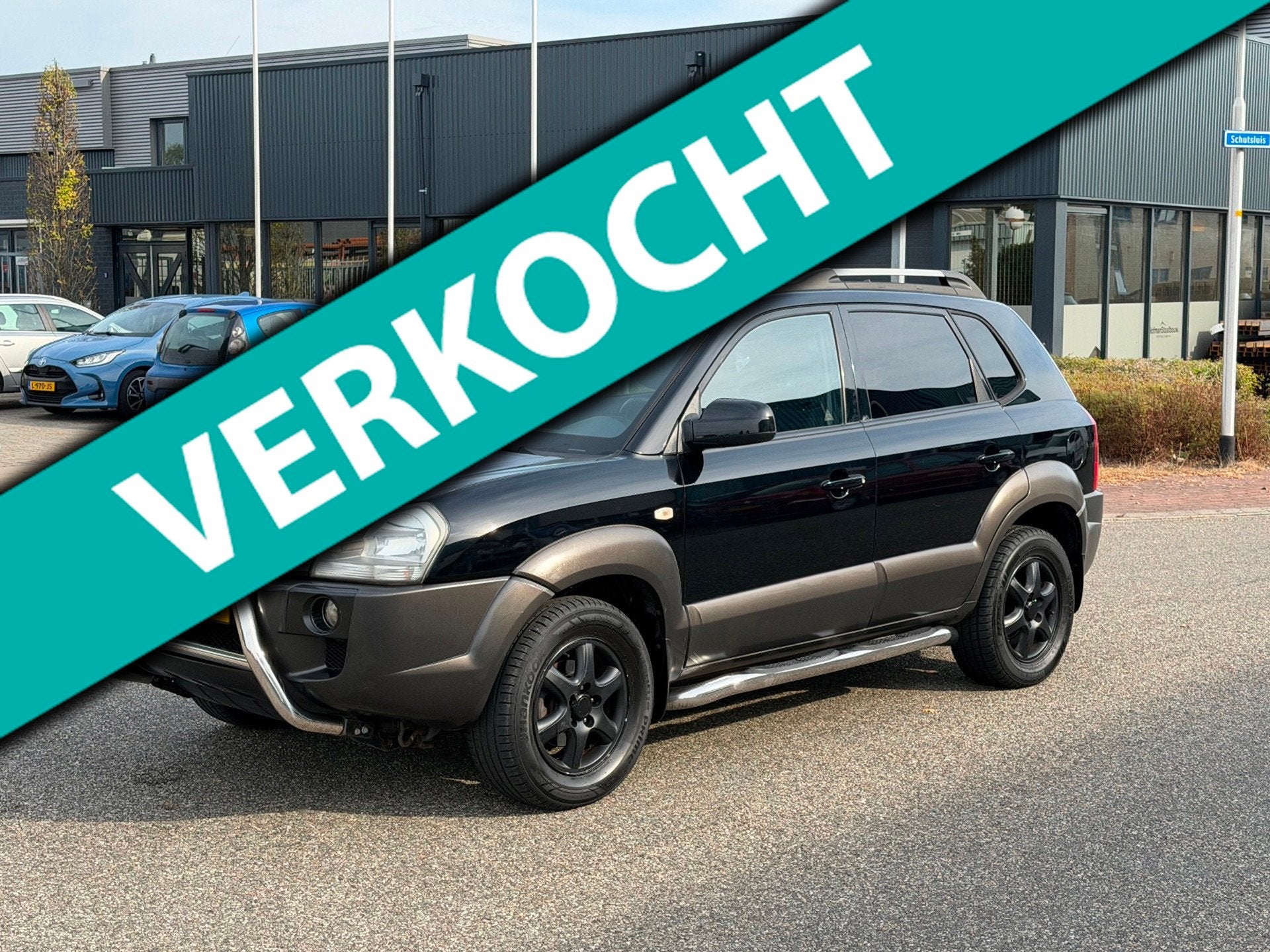 Hyundai Tucson 2.0i Dynamic Airco, Verwarmde buitenspiegels, Gebruikt, 4 cilinders, Zwart