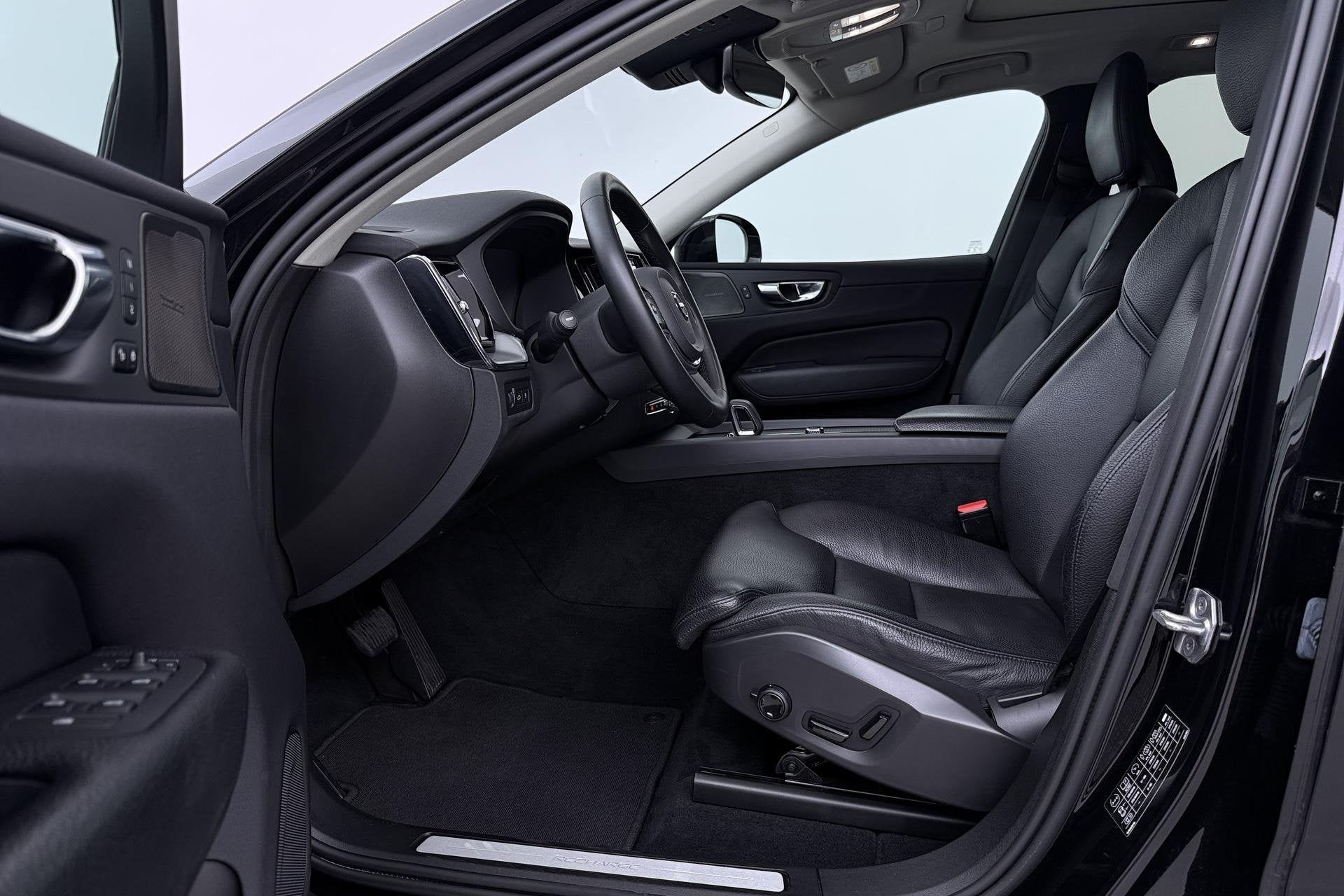 Volvo XC60 T6 Inscription | Harman/Kardon | Panoramadak | AC, Euro 6, 1969 cc, 138 €/maand, XC60